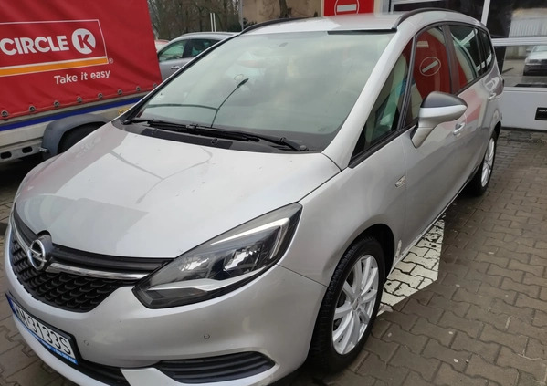 Opel Zafira cena 42000 przebieg: 215000, rok produkcji 2017 z Warszawa małe 92